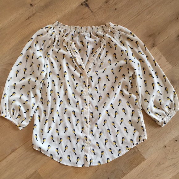 Old Navy Tops - Old Navy Bird Print Blouse
